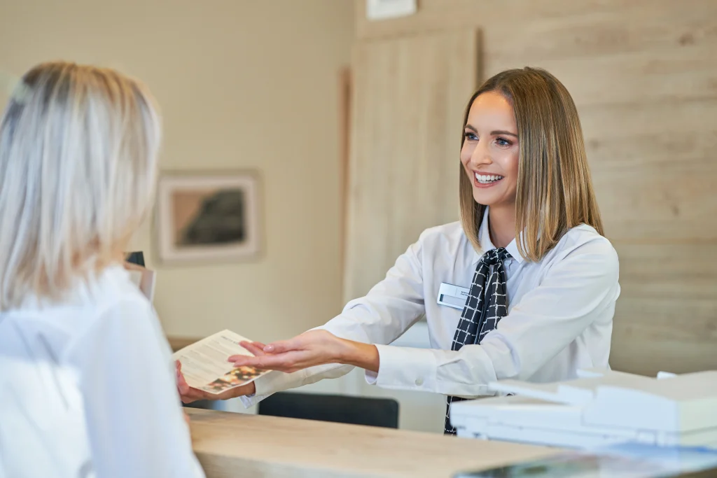 Dental receptionist job responsibilities